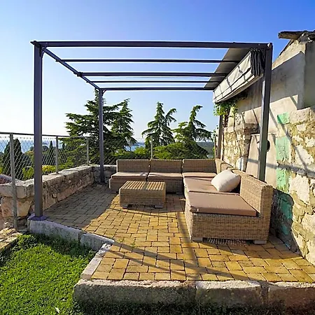 Vista 3*