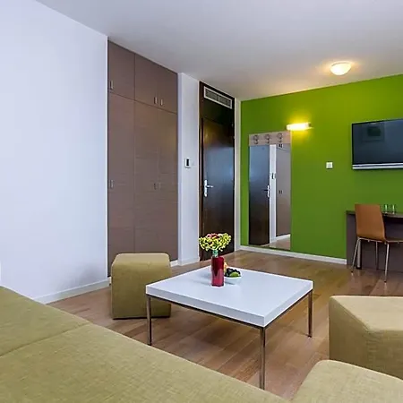 فندق Vista فيرسار