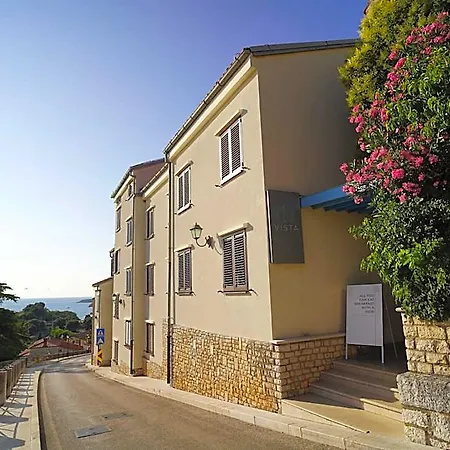 فندق Vista فيرسار